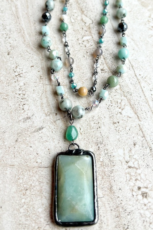 MULTI-STRAND STONE BEAD NECKLACE WITH PENDANT (AMAZONITE)