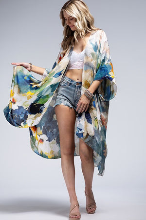 GRAPHIC FLORAL PRINT KIMONO OVERLAYER TOP WITH SIDE SLITS