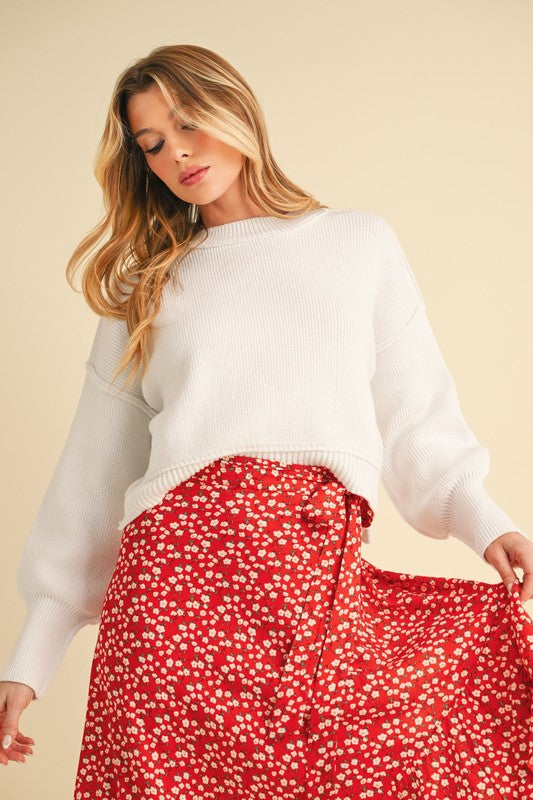 BOXY PULLOVER SWEATER (WHITE)