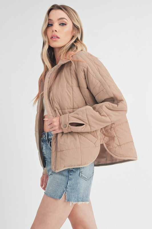 OAT PUFFER JACKET WITH ZIPPER CLOSURE AND POCKETS