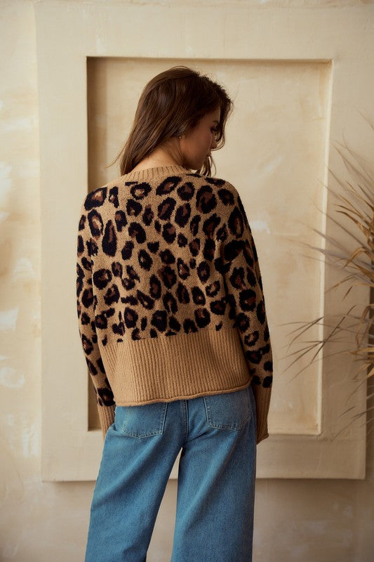 LEOPARD LOOSE FIT BUTTON UP CARDIGAN