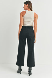 CROP LENGTH WIDE LEG PATCH POCKET JEANS (BLACK)