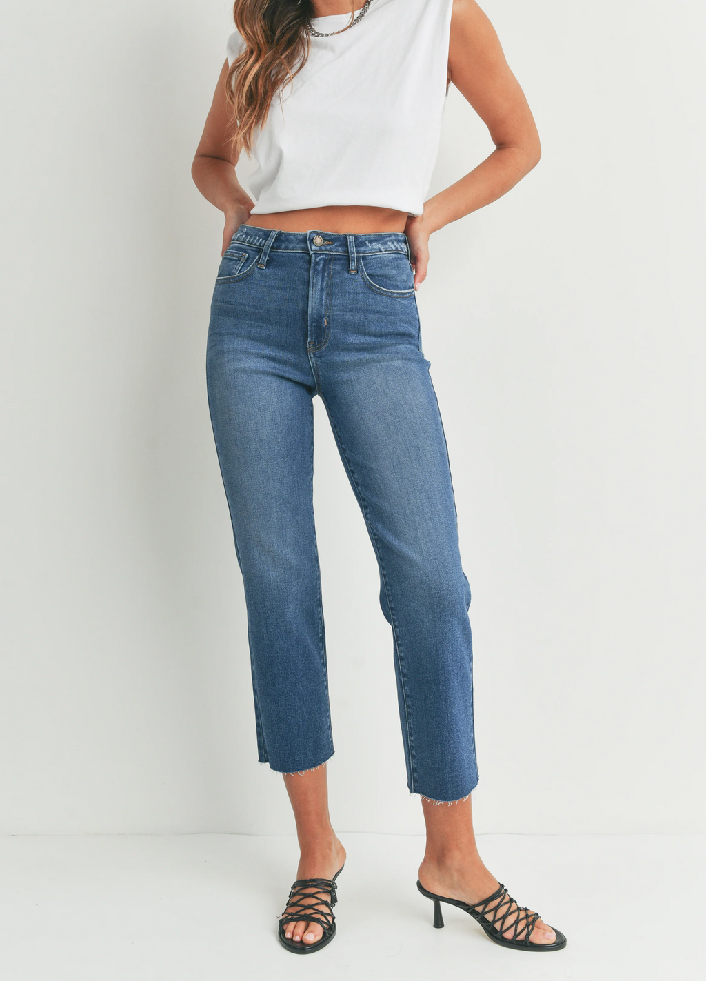 CLASSIC STRAIGHT JEANS, CROP LENGTH WITH RAW HEM IN DARK DENIM