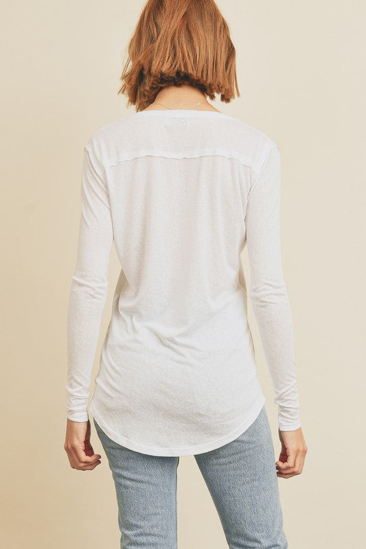 Ivory LONG SLEEVE WIDE V-NECK POCKET TEE