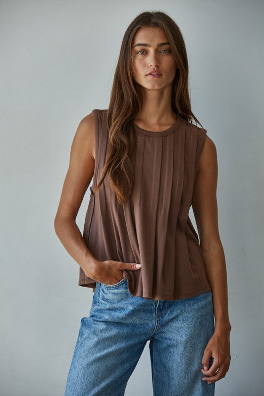 SLEEVELESS TOP W/ PLEATED FRONT DETAIL IN CHOCOLATE