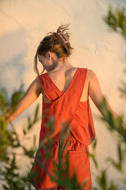 CROSS BACK COTTON TOP WITH SQUARE NECKLINE IN BRICK COLOR