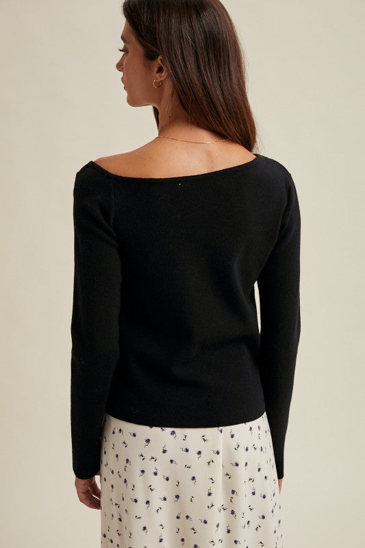 ONE SHOULDERED PULLOVER SWEATER IN BLACK