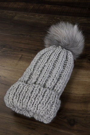 SOFT CABLE KNIT BEANIE WITH FAUX FUR POM (LT. GRAY)