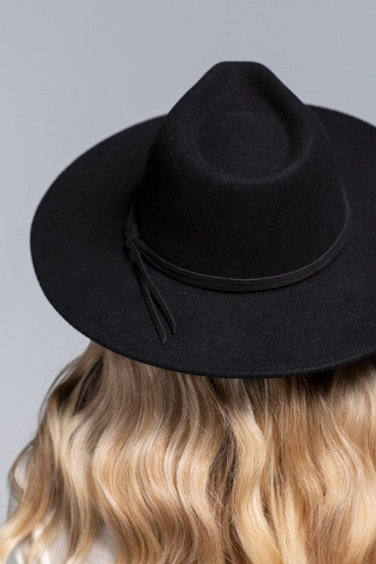 FINE WOOL PANAMA HAT WITH SUEDE TRIM (BLACK) with inner adjustable band for fit
