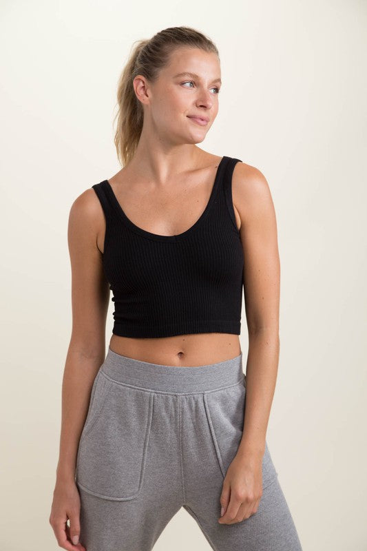 RIBBED SEAMLESS CROPPED TANK TOP (BLACK)