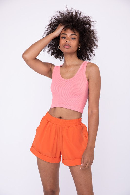 RIBBED SEAMLESS CROPPED TANK TOP (BUBBLEGUM)