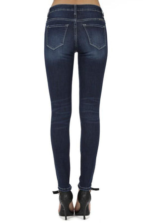 High rise 5-pocket style skinny jeans in dark wash by KanCan