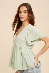 LACE ACCENT V-NECK BLOUSE in Sage with flutter sleeves