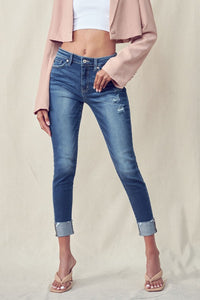 HIGH RISE SKINNY JEANS WITH ANKLE DETAIL  (DK WASH) and zipper closure