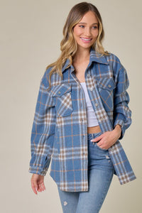 PLAID BRUSHED FLANNEL SHACKET (BLUE) with functional side pockets
