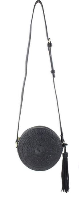 ROUND CROSSBODY BAG with adjustable straps by Street level